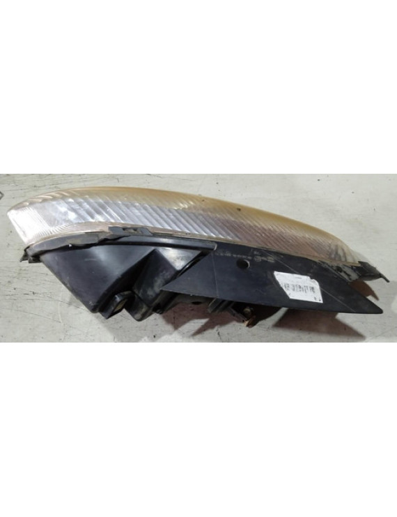 Farol Direito Xsara Picasso 2001 - 2006 / Avaria Direito