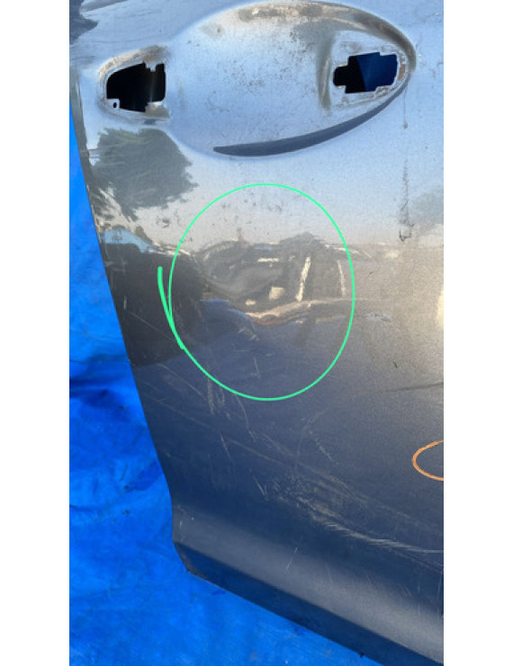 Porta Dianteira Direita Honda Civic 2012 A 2016 / Detalhe Dianteira Direita Cinza