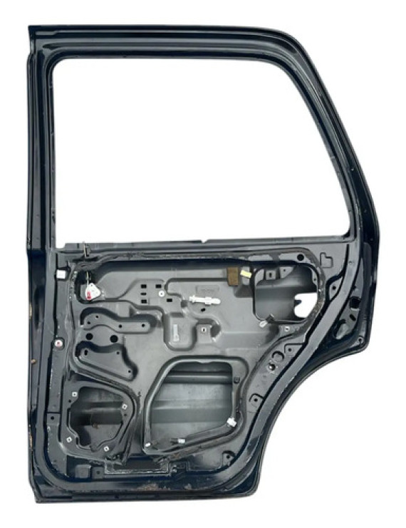 Porta Traseira Direita Toyota Hilux Sw4 1998 A 2004 Detalhes Traseira Direita Preto