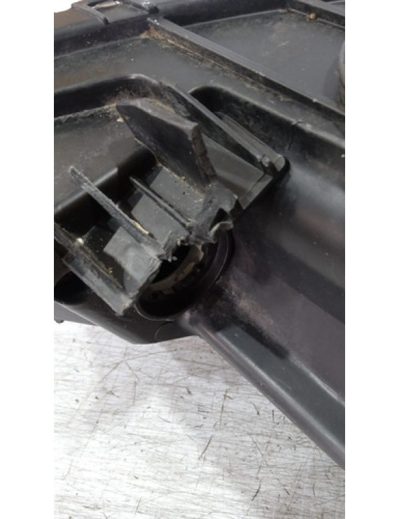 Farol Esquerdo Sportage 2012 2013 2014 2015 2016 / Detalhe Esquerdo