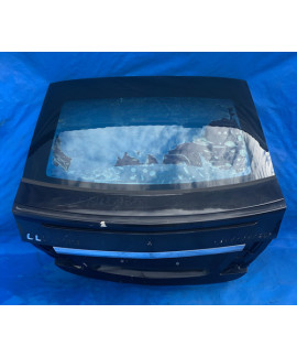Tampa Traseira Mercedes Clc200 2008 A 2011 / Detalhe Preto