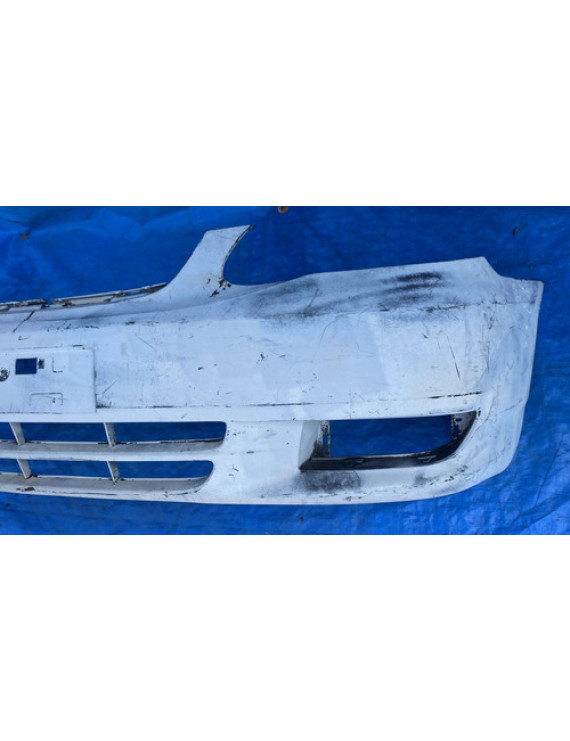 Parachoque Dianteiro Corolla Xei 2003 A 2008 / Detalhe Branco