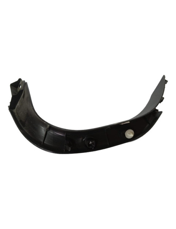 Moldura Esquerda Da Tampa Traseira Bmw 135 2015