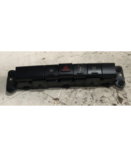 Botão Pisca Alerta + Desembaçador E Farol Pt Cruiser 06 - 09 Preto Botão Pisca Alerta + Desembaçador E Farol Pt Cruiser 06 - 09 Preto