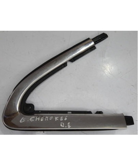 Moldura Externa Retrovisor Esquerdo Grand Cherokee 2014 2015 Prateado