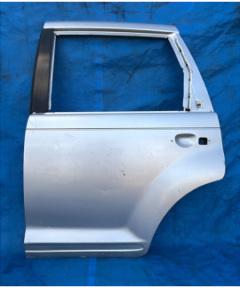 Porta Traseira Esquerda Pt Cruiser 2001 A 2010 Detalhe Traseira Esquerdo Prateado Porta Traseira Esquerda Pt Cruiser 2001 A 2010 Detalhe Traseira Esquerdo Prateado