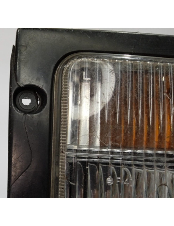 Farol De Milha Esquerdo Daihatsu Térios 1994 - 1998 Detalhe Transparente
