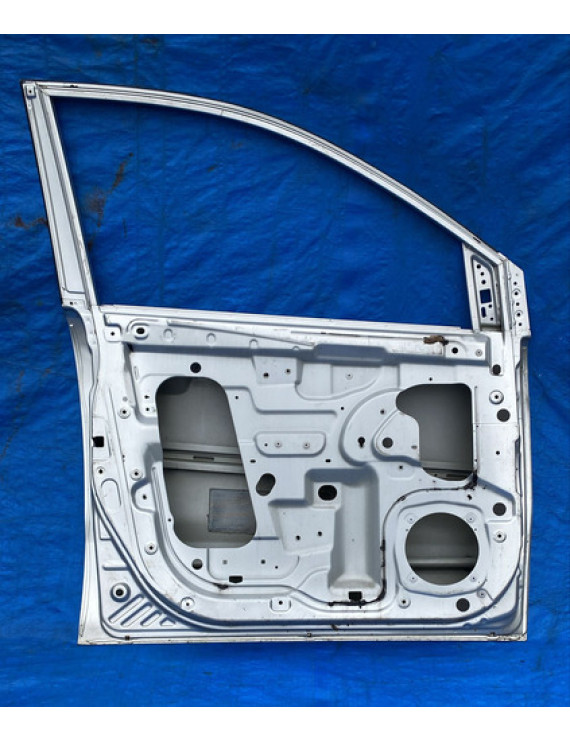 Porta Dianteira Esquerda Ssangyong Korando 2011 A 2014 Dianteira Esquerdo Prateado