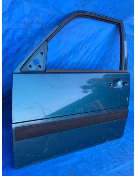 Porta Dianteira Esquerda Volvo 440 1993 A 1996 Dianteira Esquerdo Azul
