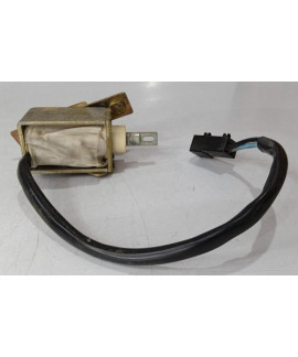 Trava Do Porta Malas Alfa Romeo 164 1994 - 1997 Trava Do Porta Malas Alfa Romeo 164 1994 - 1997