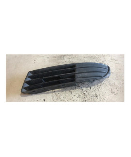 Grade Farol De Milha Esquerdo Vw Polo 2007 - 2012 Preto Esquerdo