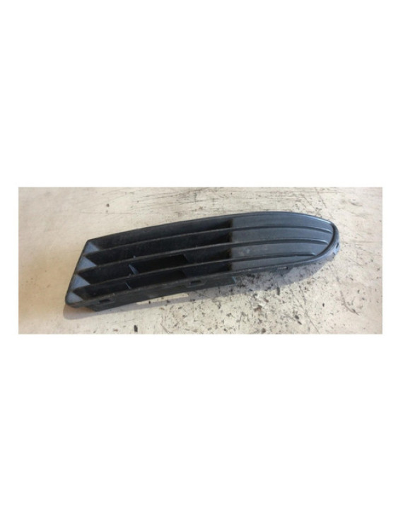 Grade Farol De Milha Esquerdo Vw Polo 2007 - 2012 Preto Esquerdo