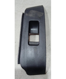 Moldura Botão Vidro Traseiro Direito Honda Fit 2004 - 2007 Moldura Botão Vidro Traseiro Direito Honda Fit 2004 - 2007