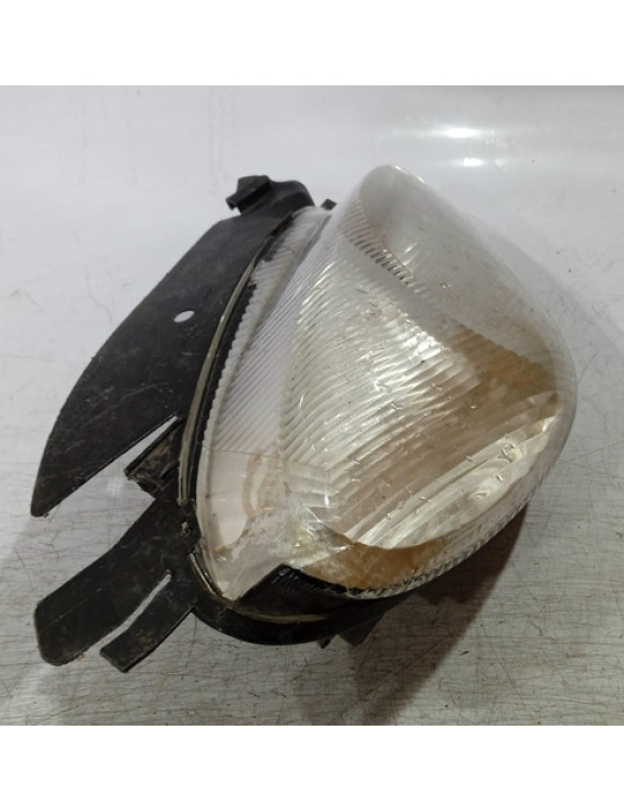 Farol Direito Xsara Picasso 2001 - 2007 / Detalhe Direito