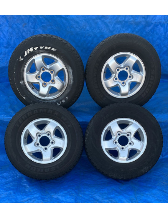 Jogo De Rodas Kia Sportage 1998 Á 2005 Aro 15 Prateado