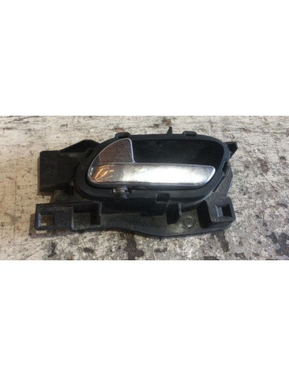 Maçaneta Interna Traseira Esquerda Peugeot 407 2006 Traseira