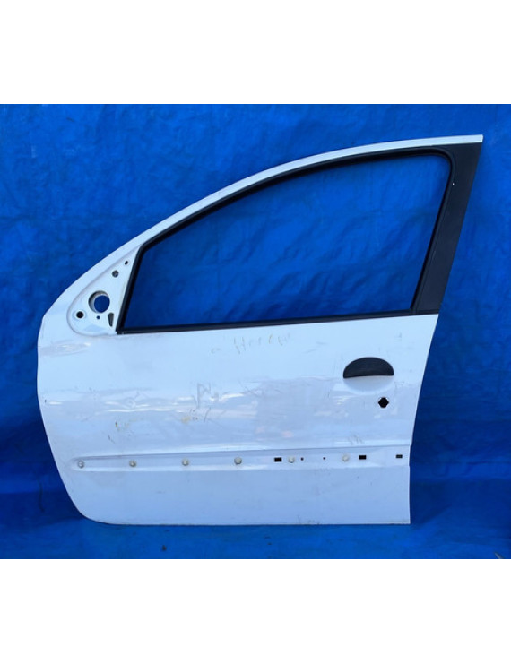 Porta Dianteira Esquerda Peugeot 206 207 1998 A 2008 Detalhe Dianteira Esquerdo Branco