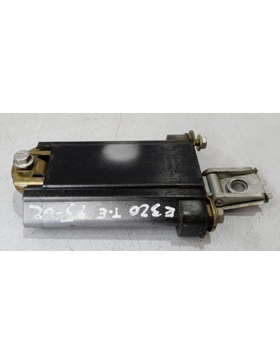 Limitador Porta Traseira Esquerda Mercedes E320 1995 - 2002
