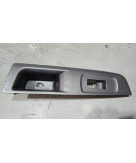 Moldura Comando Vidro Traseiro Direito Subaru Forester 2010 Moldura Comando Vidro Traseiro Direito Subaru Forester 2010