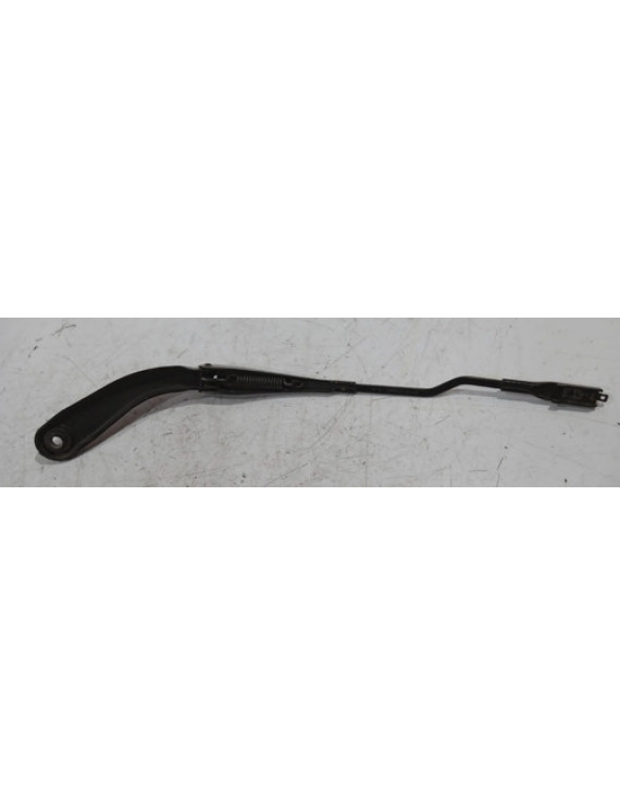 Braço Esquerdo Limpador Parabrisa Bmw 135 2015 Esquerdo