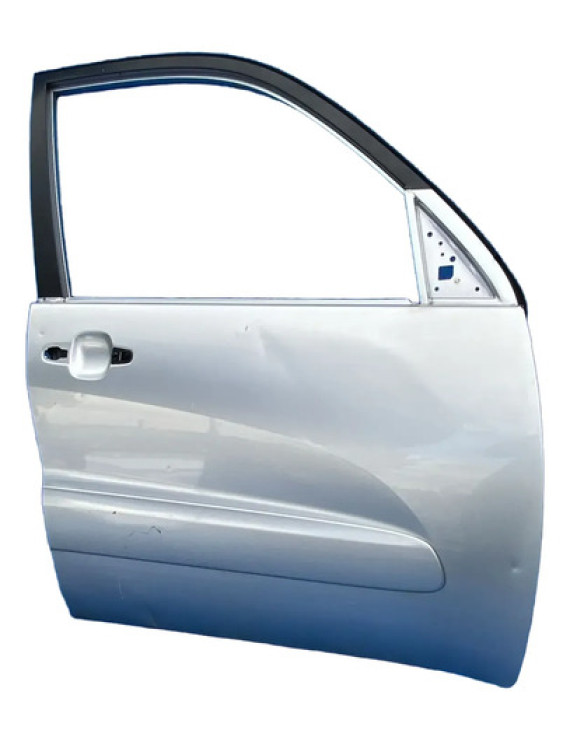 Porta Dianteira Direita Rav4 2000 Á 2005 / Detalhes Dianteira Direita Prateado