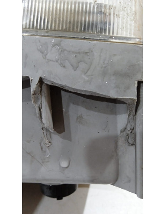 Farol Esquerdo Hilux 1992 1993 1994 1995 / Detalhe Esquerdo
