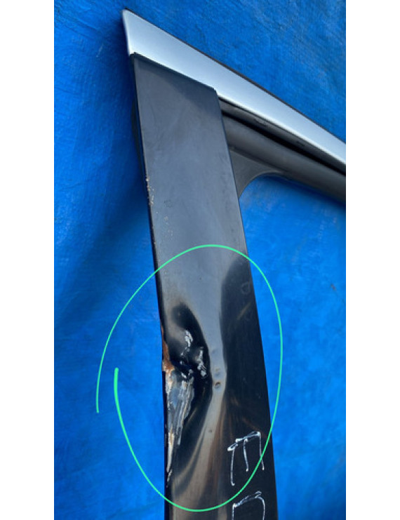 Porta Dianteira Direita Ford Edge 2008 A 2015 / Avaria Dianteira Direita Prateado