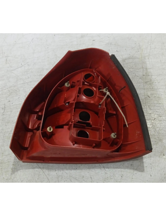 Lanterna Esquerda Audi A3 1996 1997 1998 1999    Esquerdo Vermelho