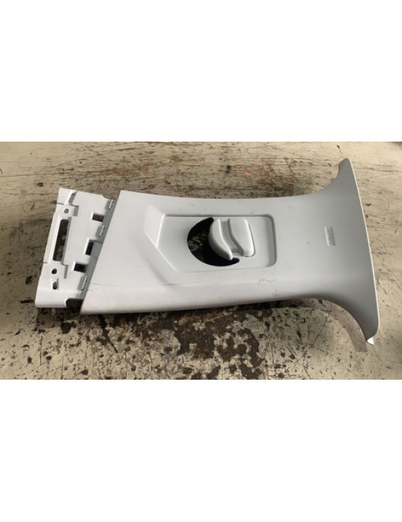 Moldura Coluna Central Lado Esquerdo Peugeot 3008 2019
