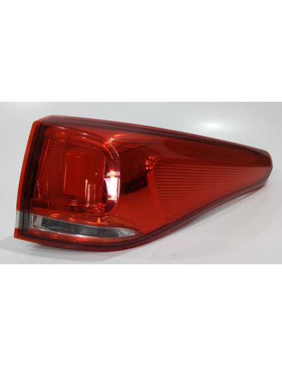 Lanterna Direita Chery Tiggo 7 2020 2021 2022 Direito/passageiro Vermelho