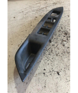 Moldura Comando Vidro Dianteiro Esquerdo Outlander Gt 2015 Moldura Comando Vidro Dianteiro Esquerdo Outlander Gt 2015