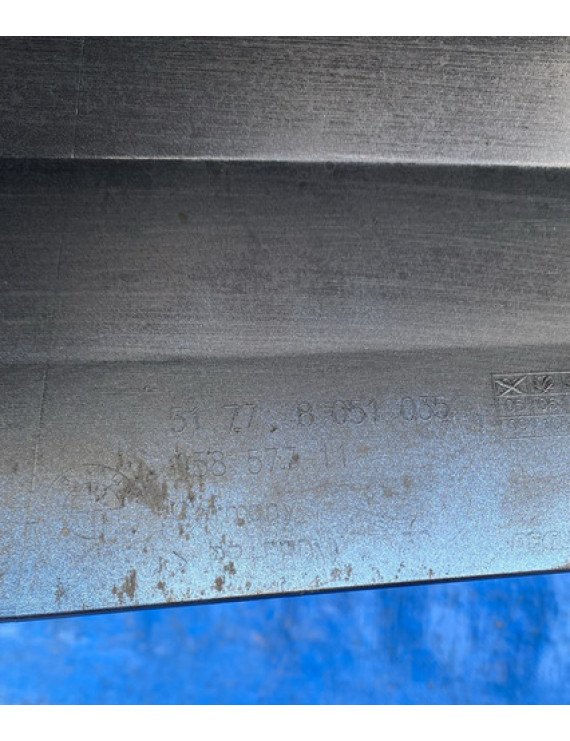 Spoiler Lado Esquerdo Bmw 135 2015  Azul