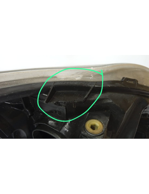 Farol Esquerdo Focus 2008 2009 2010 2011 Projetor Esquerdo/motorista