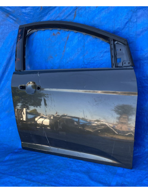 Porta Dianteira Direita Focus 2014 2015 2016 2017 Dianteira Direita Preto