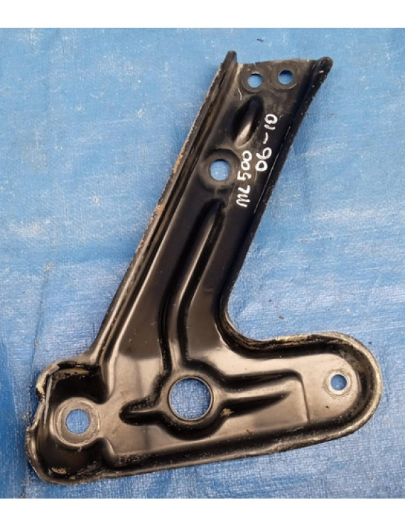 Suporte Esquerdo Parachoque Dianteiro Mercedes Ml500 2006