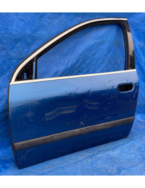 Porta Dianteira Esquerda Peugeot 607 1999 A 2008 / Detalhe Dianteira Esquerdo Azul