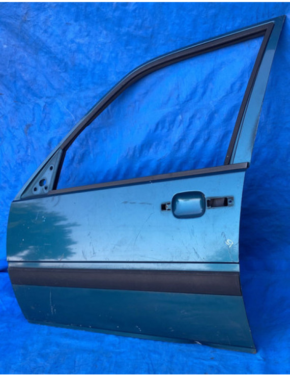Porta Dianteira Esquerda Volvo 440 1993 A 1996 Dianteira Esquerdo Azul