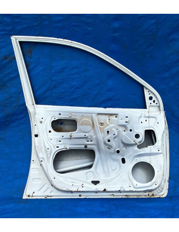 Porta Dianteira Esquerda Lifan 620 2011 A 2016 / Detalhe Dianteira Esquerdo Branco