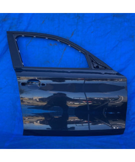 Porta Dianteira Direita Bmw 118i 120i 2006 A 2012 Detalhe Dianteira Direita Preto