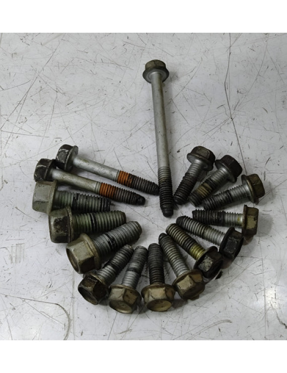 Kit Parafuso Tampa Frontal Motor Cerato 1.6 2014 - 2019 Preto