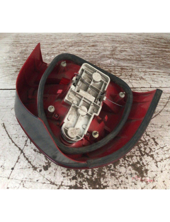 Lanterna Direita Audi A3 2001 - 2005   Direito