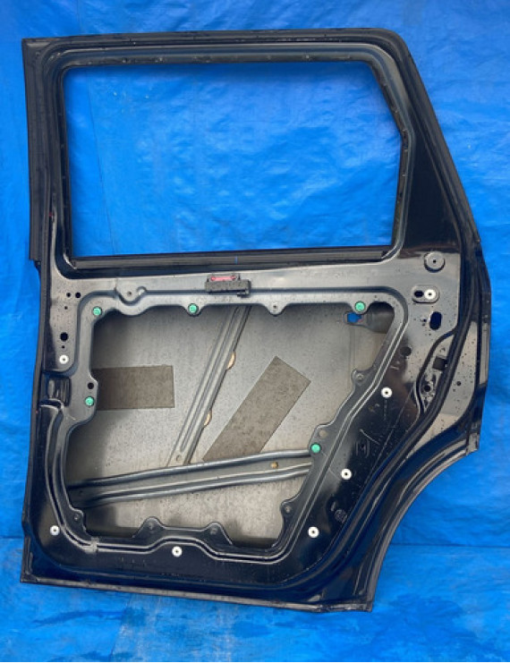 Porta Traseira Direita Cherokee 2013 2014 2015 Detalhe  Traseira Direito Preto