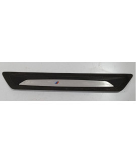 Soleira Da Porta Dianteira Esquerda Bmw 135i 320i 2015 Preto