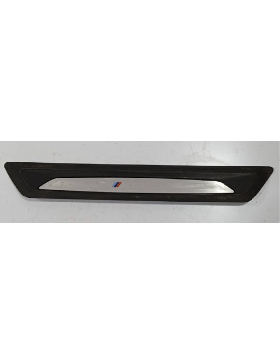 Soleira Da Porta Dianteira Esquerda Bmw 135i 320i 2015 Preto