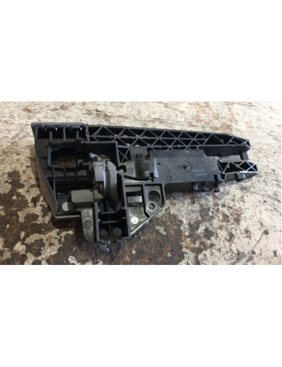 Suporte Maçaneta Externa Dianteira Esquerda Audi Q3 2015 Preto