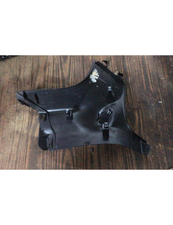 Acabamento Coluna Traseiro Direito Jeep Cherokee 2011 - 2015