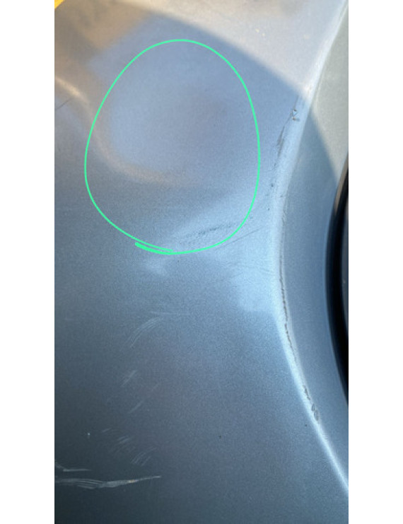 Tampa Traseira Megane 1999 A 2005 / Detalhes Prateado