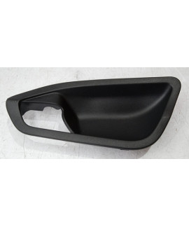 Acabamento Maçaneta Interna Esquerda Bmw 118i 2013 Preto Dianteira/traseira