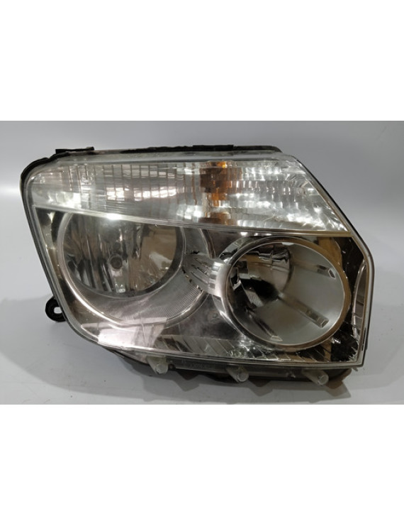 Farol Direito Duster 2013 2014 2015. / Detalhe Direito