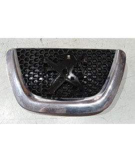Grade Frontal Peugeot 307 2007 - 2012 Avaria Conforme A Foto Preto